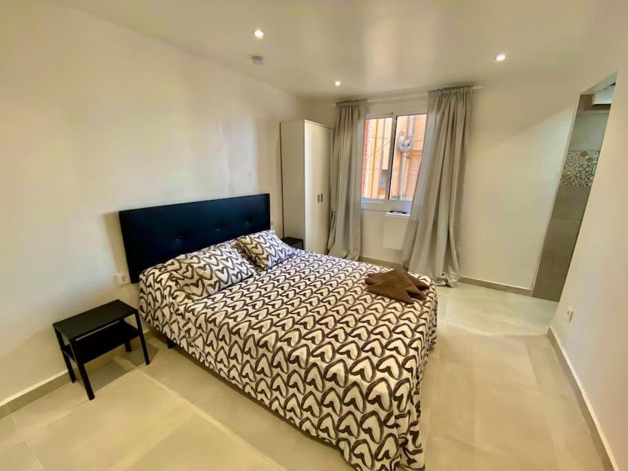 Apartamentos Con Bano Privado Frente Al Metro L5 Barcelona-Hospitalet L'Hospitalet de Llobregat Exteriör bild